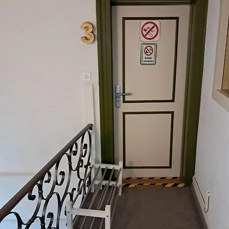 Hostel Friendly *
